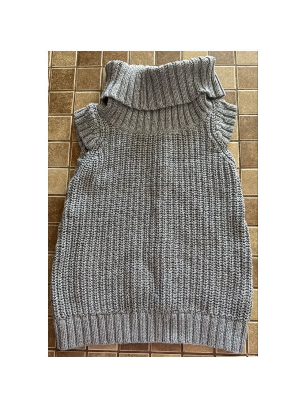 Girls Cherokee Gray Silver Cowl Neck Sweater Vest XS